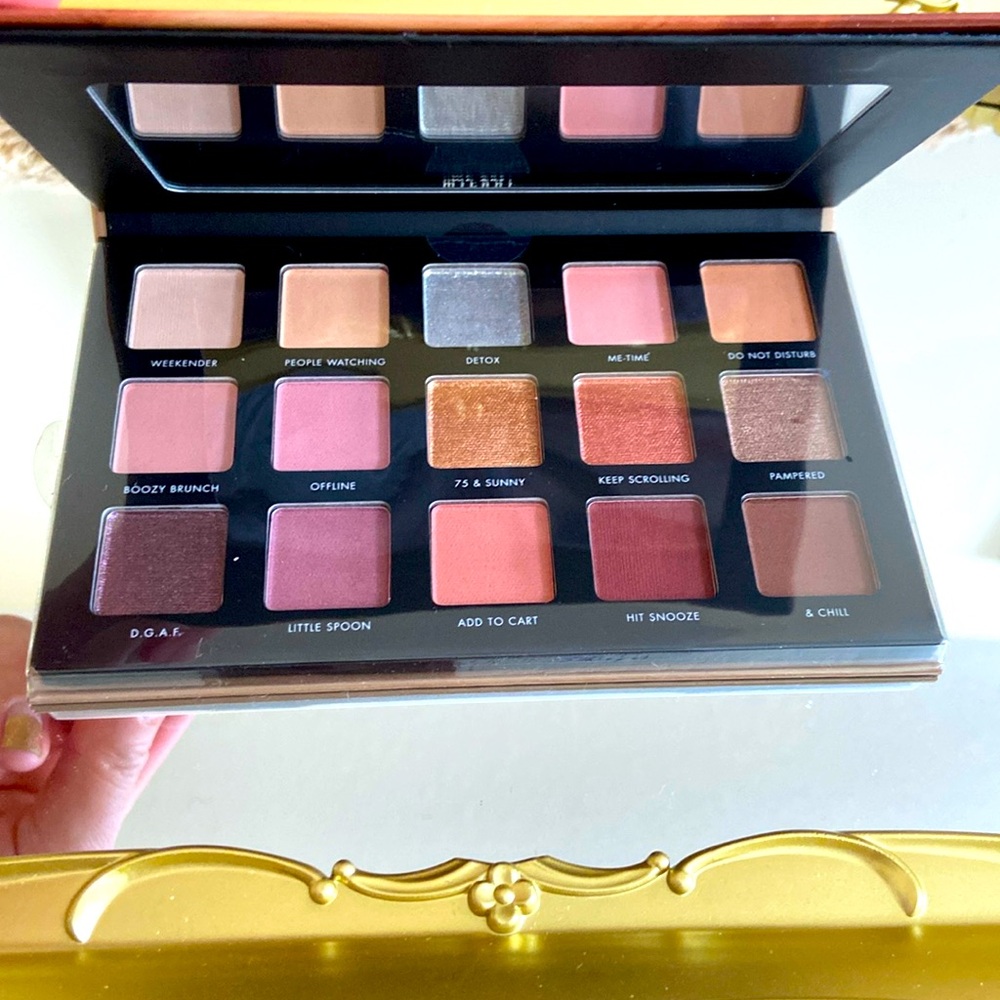 🆕 Milani Gilded Nude Eyeshadow palette
